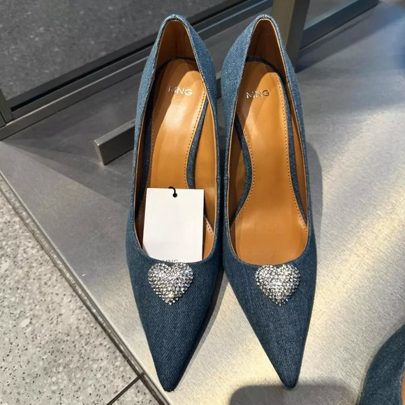 MANGO Embellished Heels NWT | Denim Point Toe w/ Rhinestone Heart - Picture 12 of 16